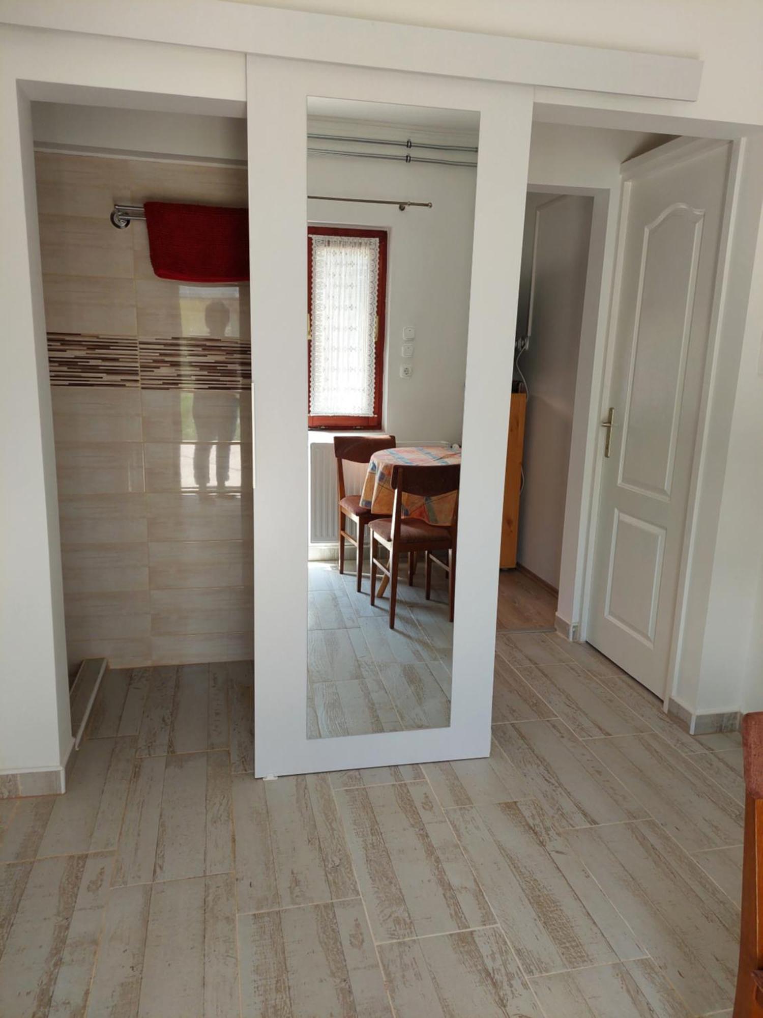 Lonci Apartman ザラカロシュ エクステリア 写真
